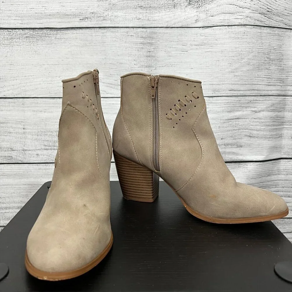 Restricted Tan Perforated Ankle Boots With Stacked Wooden Heel, Size 9